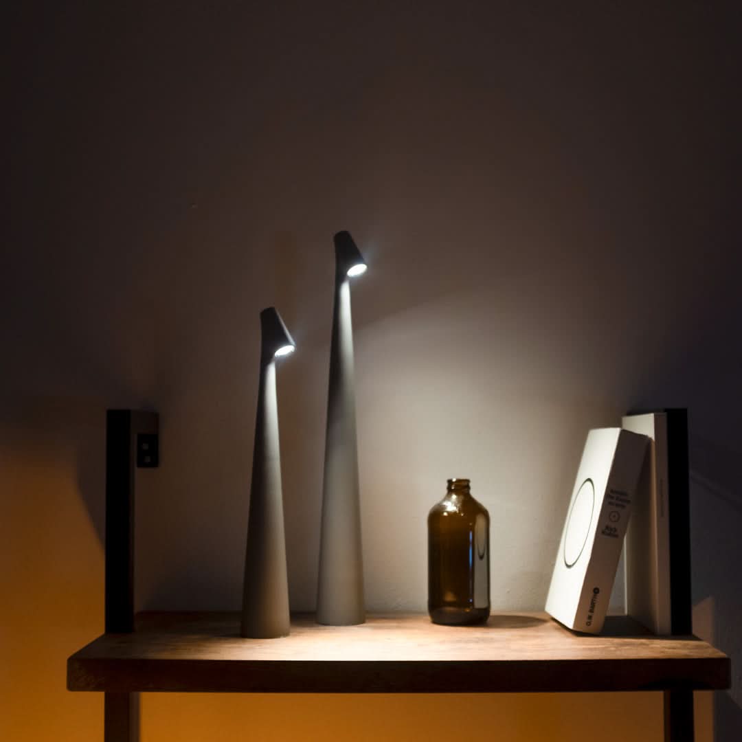 Slenderis - Moderne kabellose Tischlampe