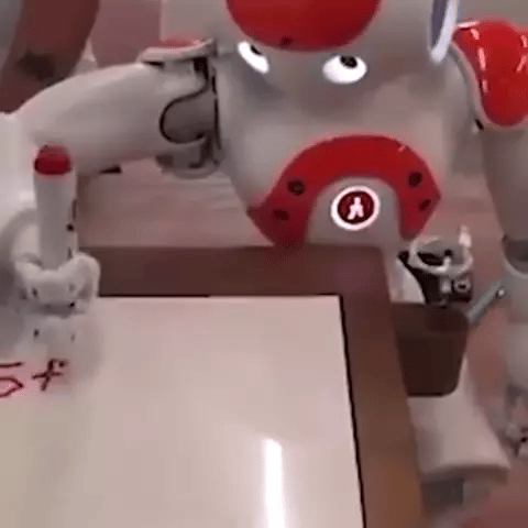 BotMover - Interaktiver Spielzeugroboter für Kinder