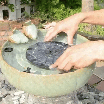 SolarFlow - Solarbrunnen für Vogeltränken
