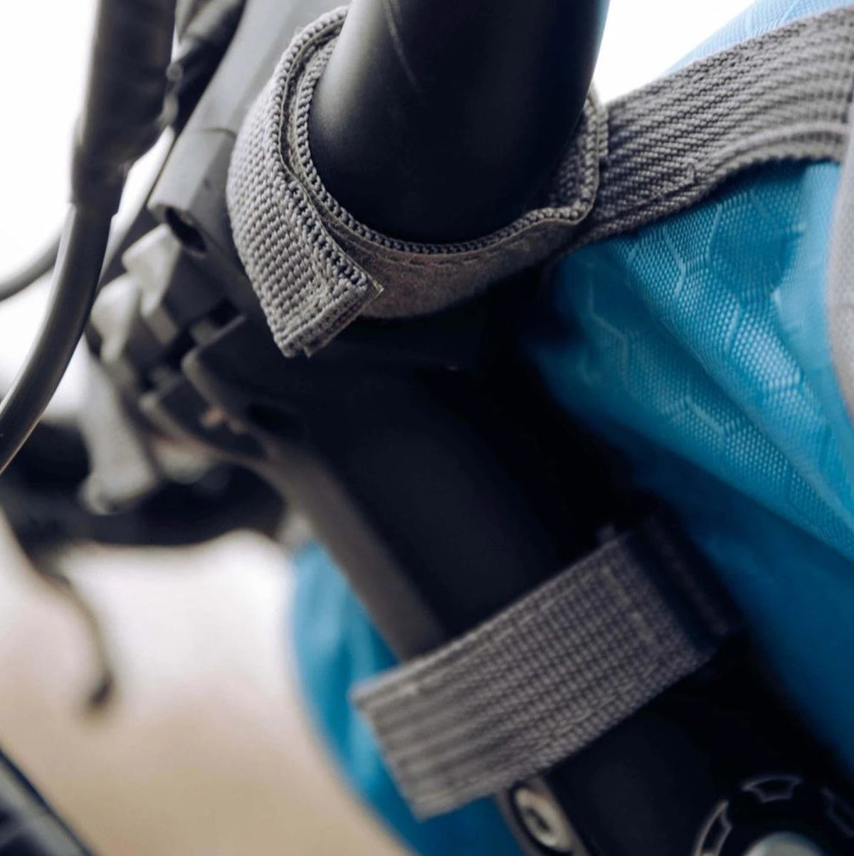 Touchscreen Cycling Handlebar Front Bag