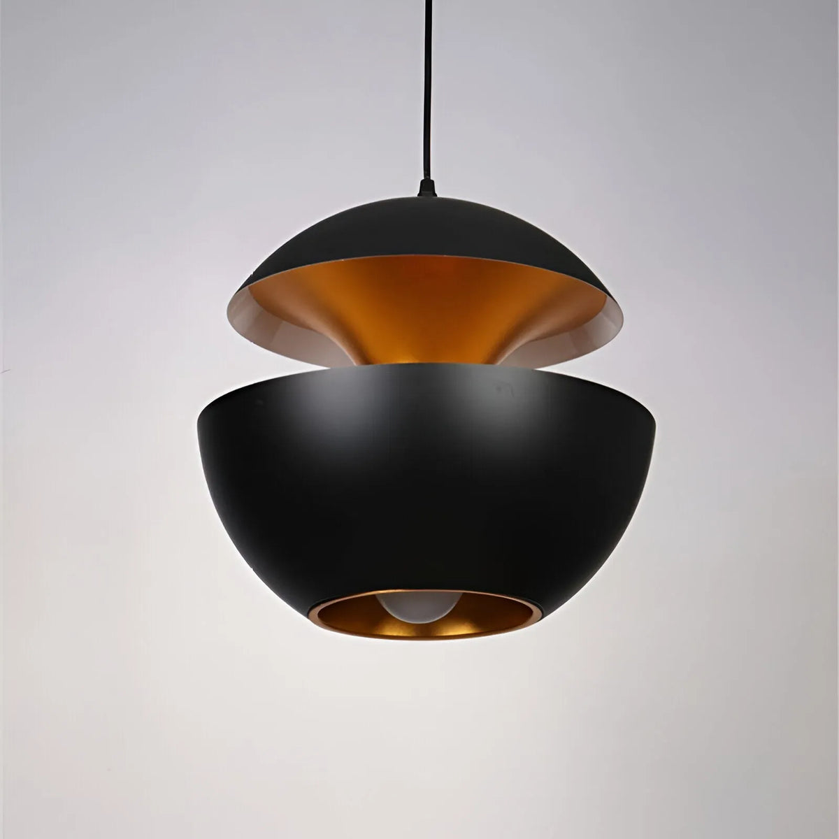 Artistic Apple-Shaped Pendant Light with Adjustable Cable