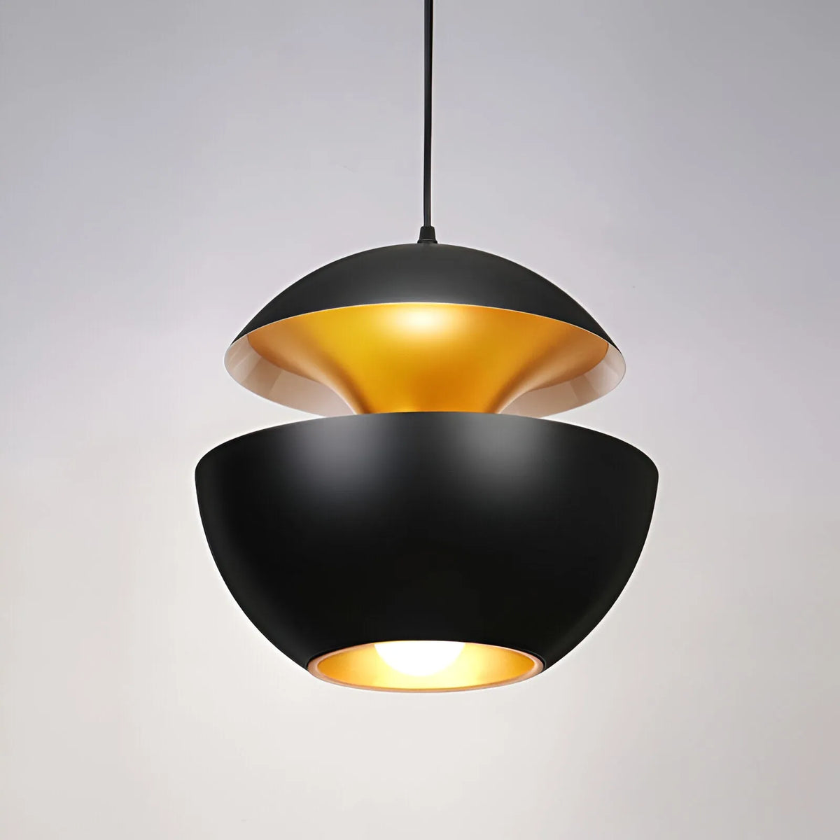 Artistic Apple-Shaped Pendant Light with Adjustable Cable
