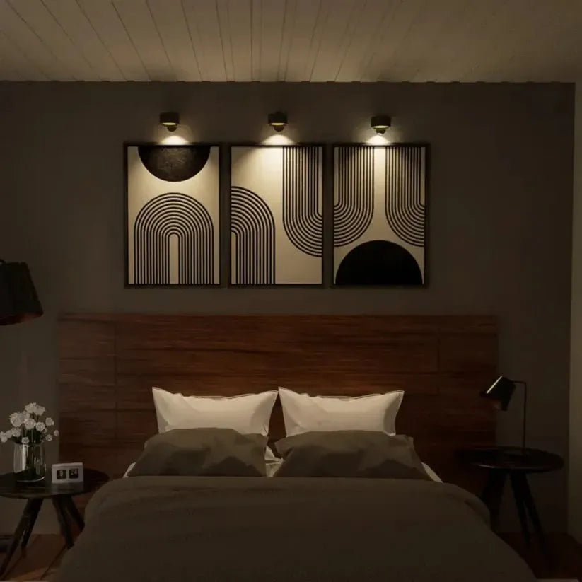 Cordless LED Wall Lamp with 360° Rotation and Touch Control