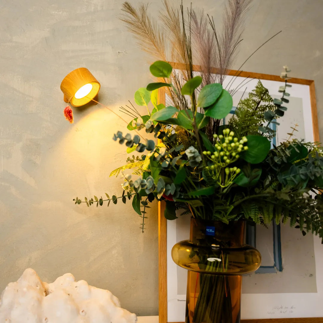 Cordless LED Wall Lamp with 360° Rotation and Touch Control
