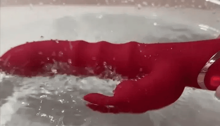 Dual Stimulation Massager with Vibration and Pulsating Suction