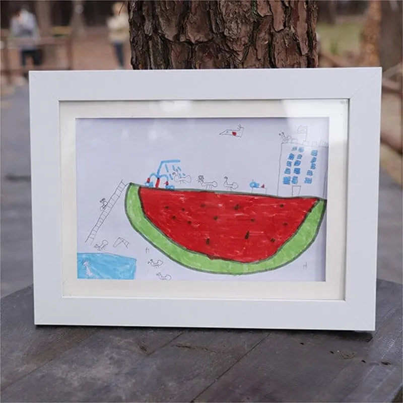 Kids' Artwork Frame with Hinged Opening for A4 Drawings