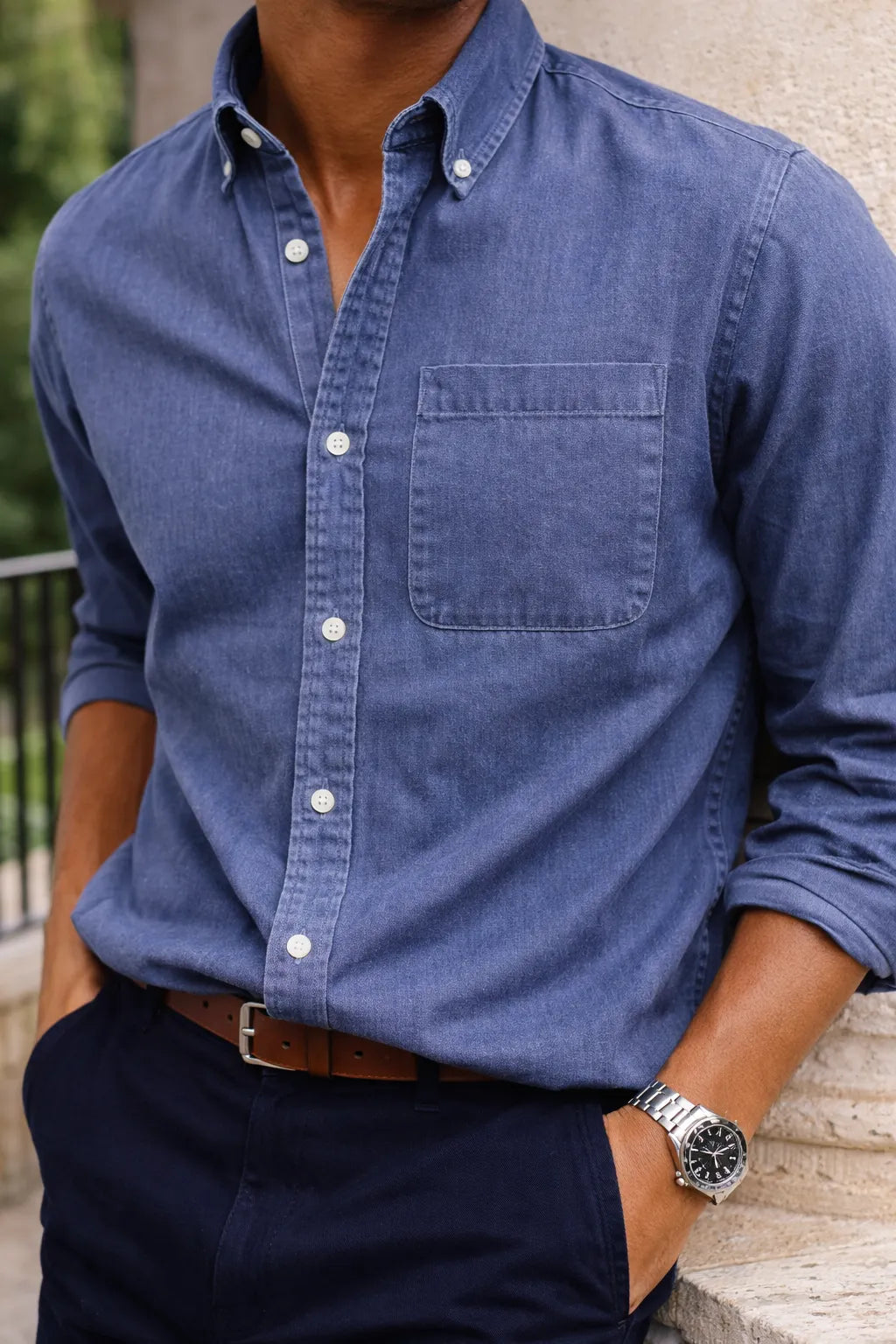 Men's Cotton Button-Down Collar Casual Shirt