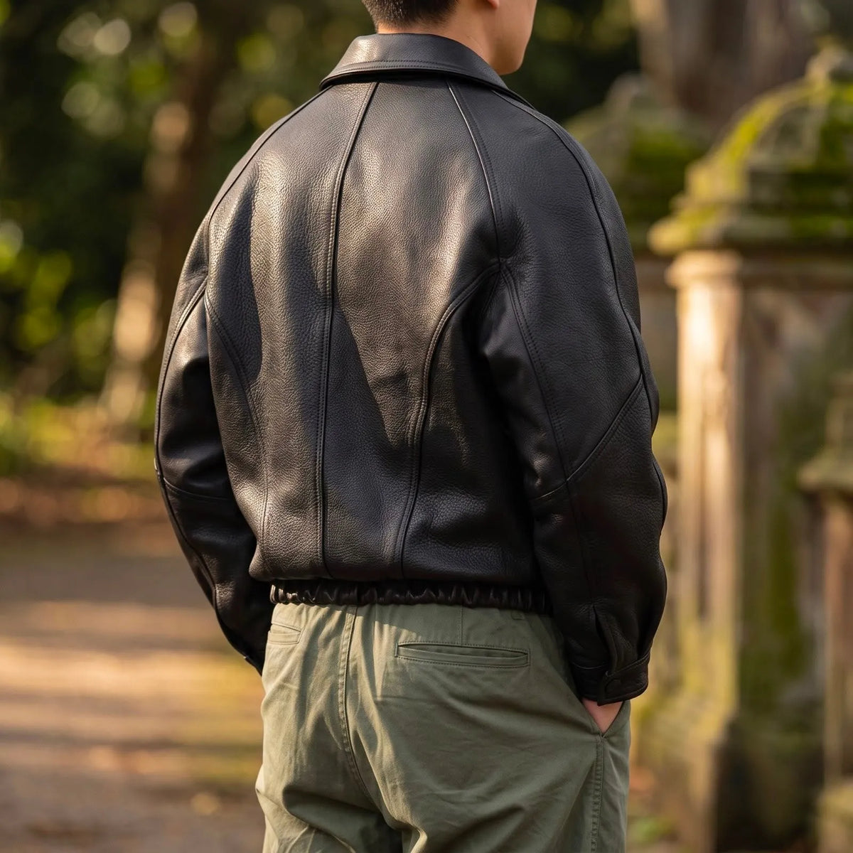 Men's Structured Zip-Up Leather Jacket with Breathable Cotton Lining