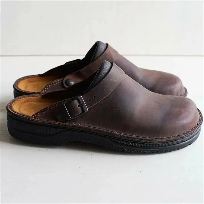 Men's Supportive Ergonomic Clogs with Contoured Sole