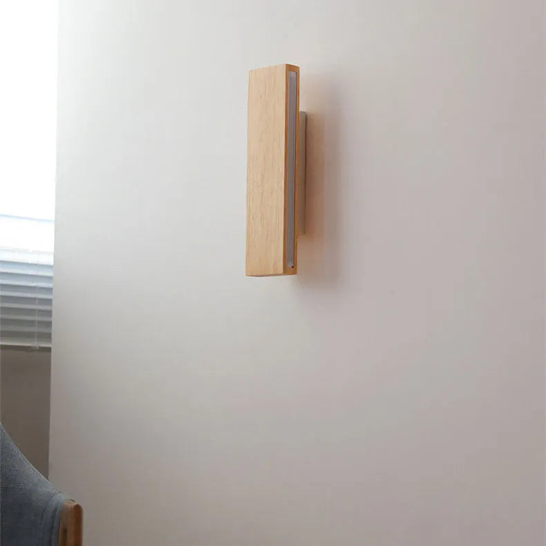 Minimalist Rotatable LED Wall Lamp in Japanese Style