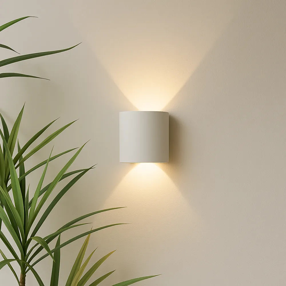Outdoor LED Wall Light with IP65 Weatherproof Design
