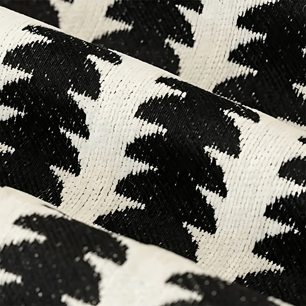 Pet-Friendly Chenille Sofa Cover with Scratch-Resistant Fabric