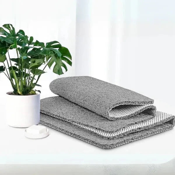 Quick-Drying Non-Slip Shower Mat with Drainage Design