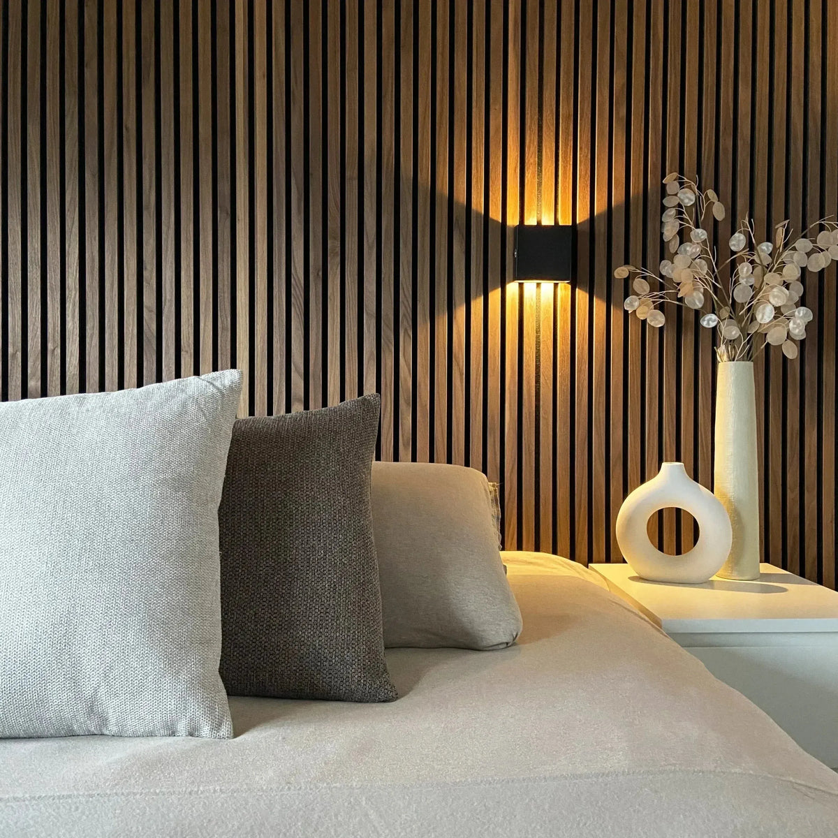 Rechargeable Scandinavian LED Wall Lamp with Motion Sensor