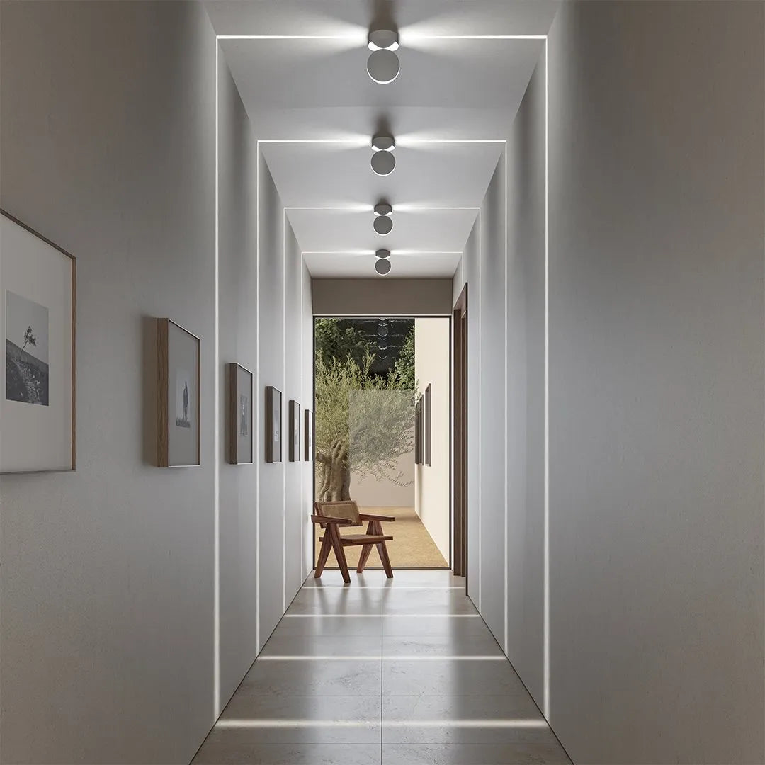 Rotating LED Wall Lamp with Square Light Beam