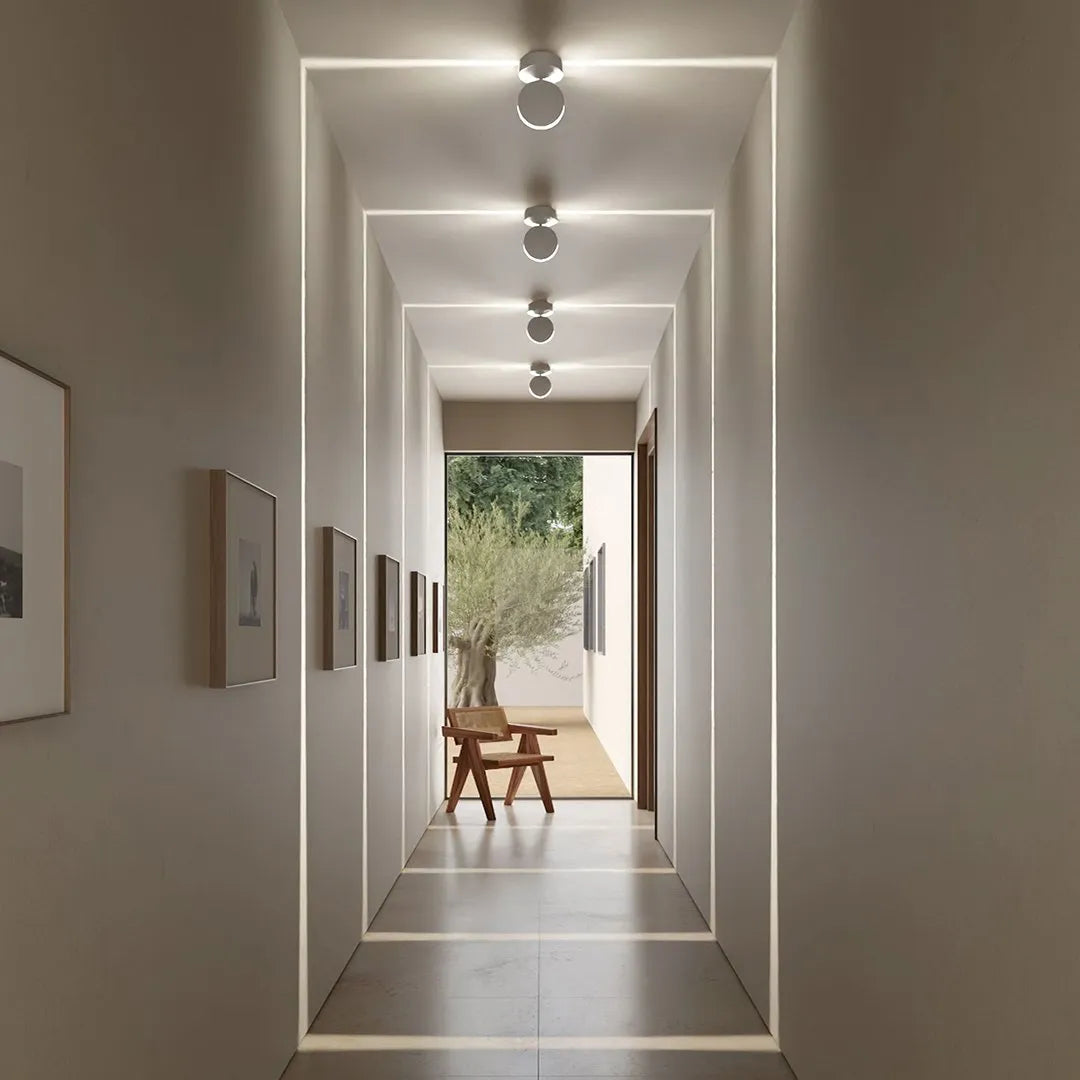 Rotating LED Wall Lamp with Square Light Beam