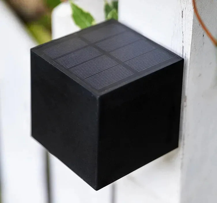 Solar LED Outdoor Wall Light with Dusk-to-Dawn Sensor