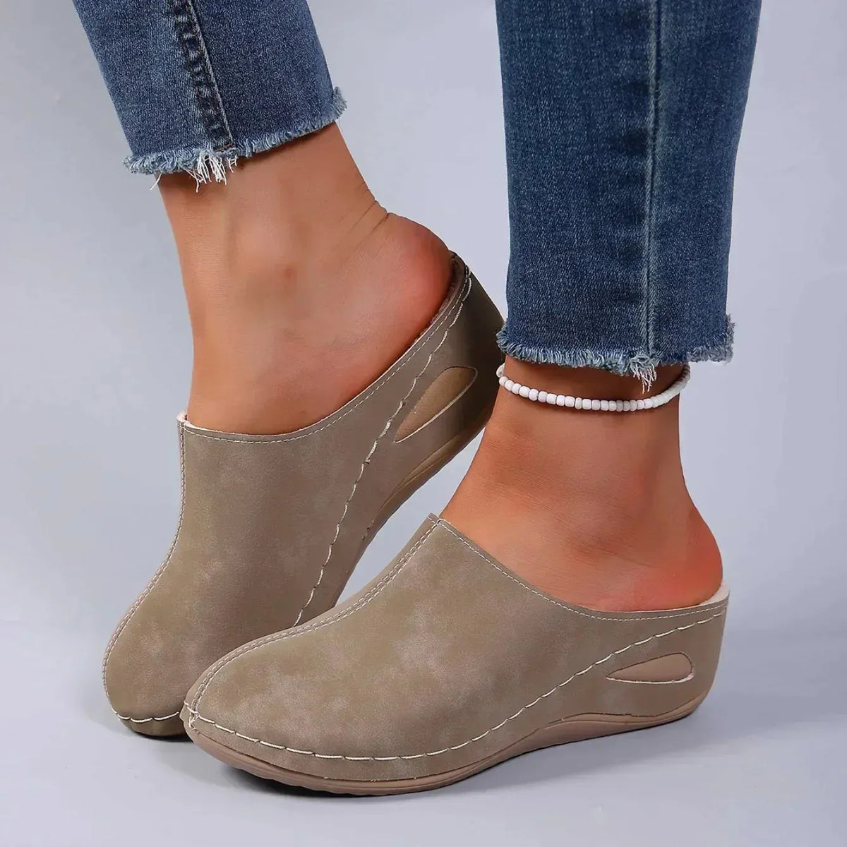 Warm Fleece-Lined Slippers for Everyday Wear