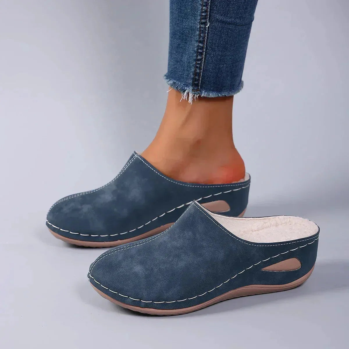 Warm Fleece-Lined Slippers for Everyday Wear