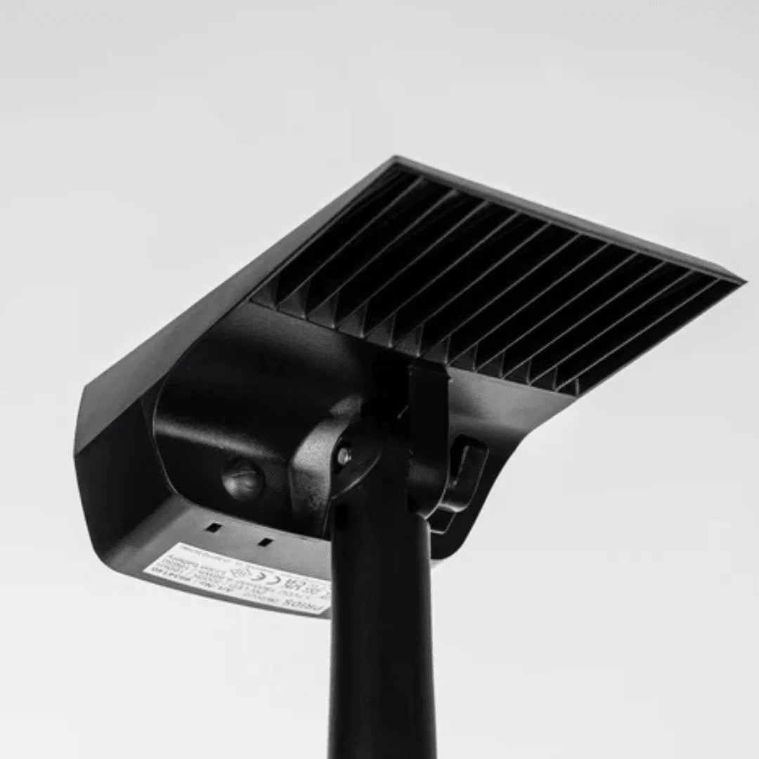 Waterproof Solar Garden Spotlight with Adjustable Head
