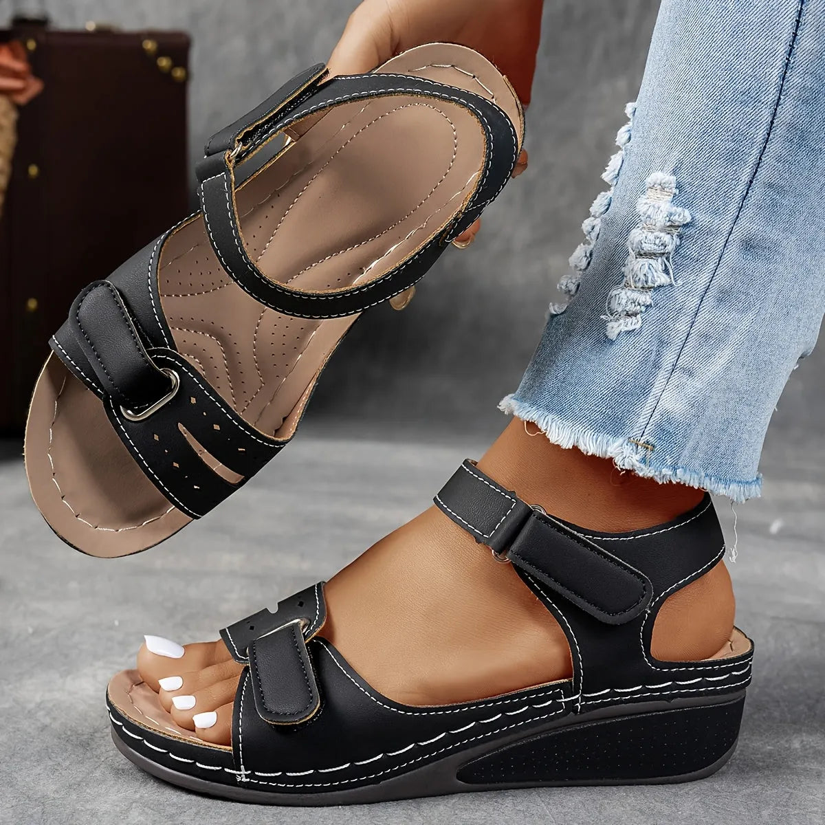 Women's Comfortable Ergonomic Sandals with Adjustable Straps