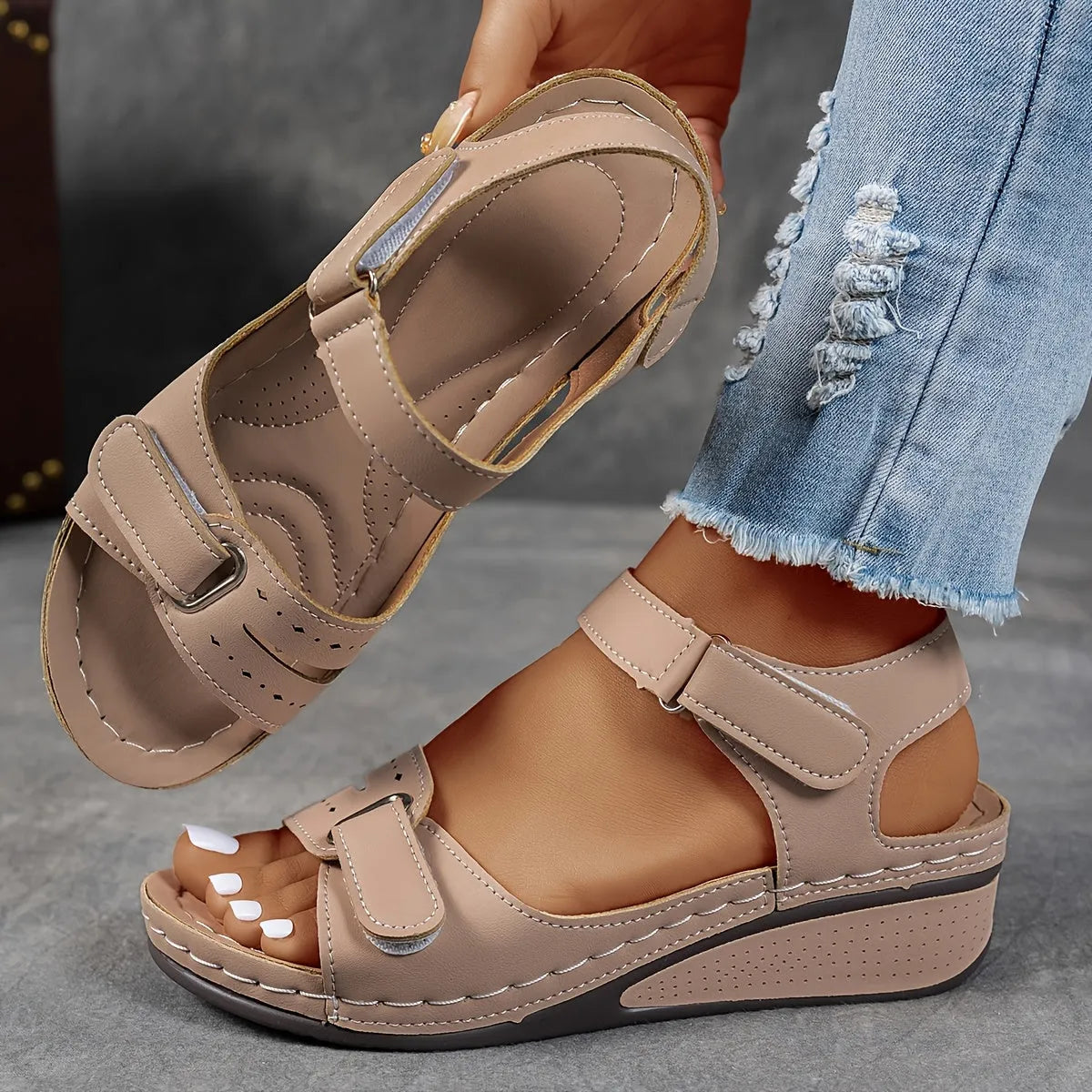 Women's Comfortable Ergonomic Sandals with Adjustable Straps