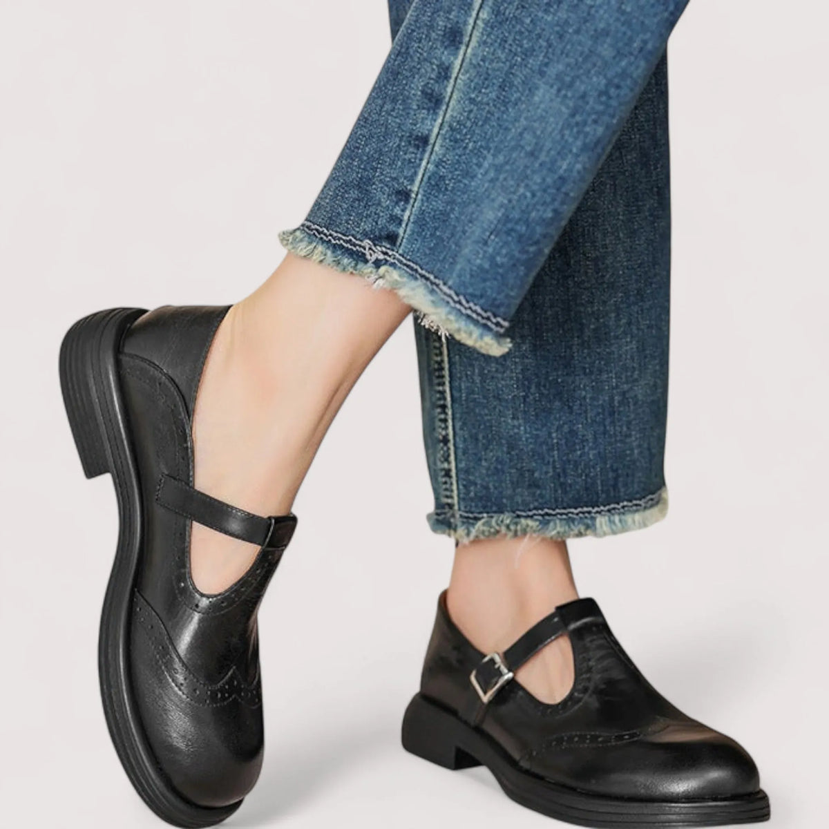 Women's Comfortable Mary Jane Leather Ballet Flats with Strap
