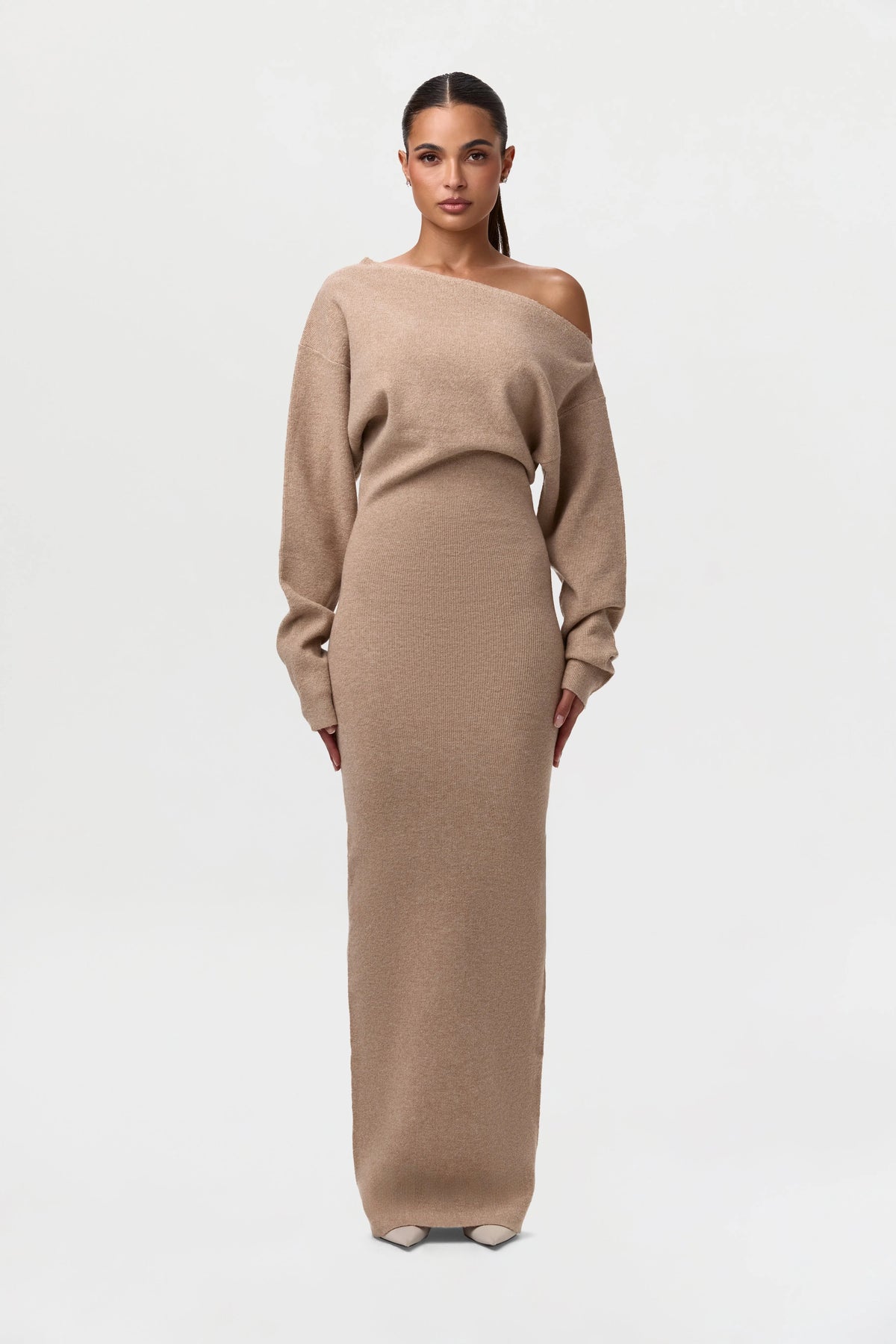 Women's Elegant Knit Maxi Dress with Off-Shoulder Neckline