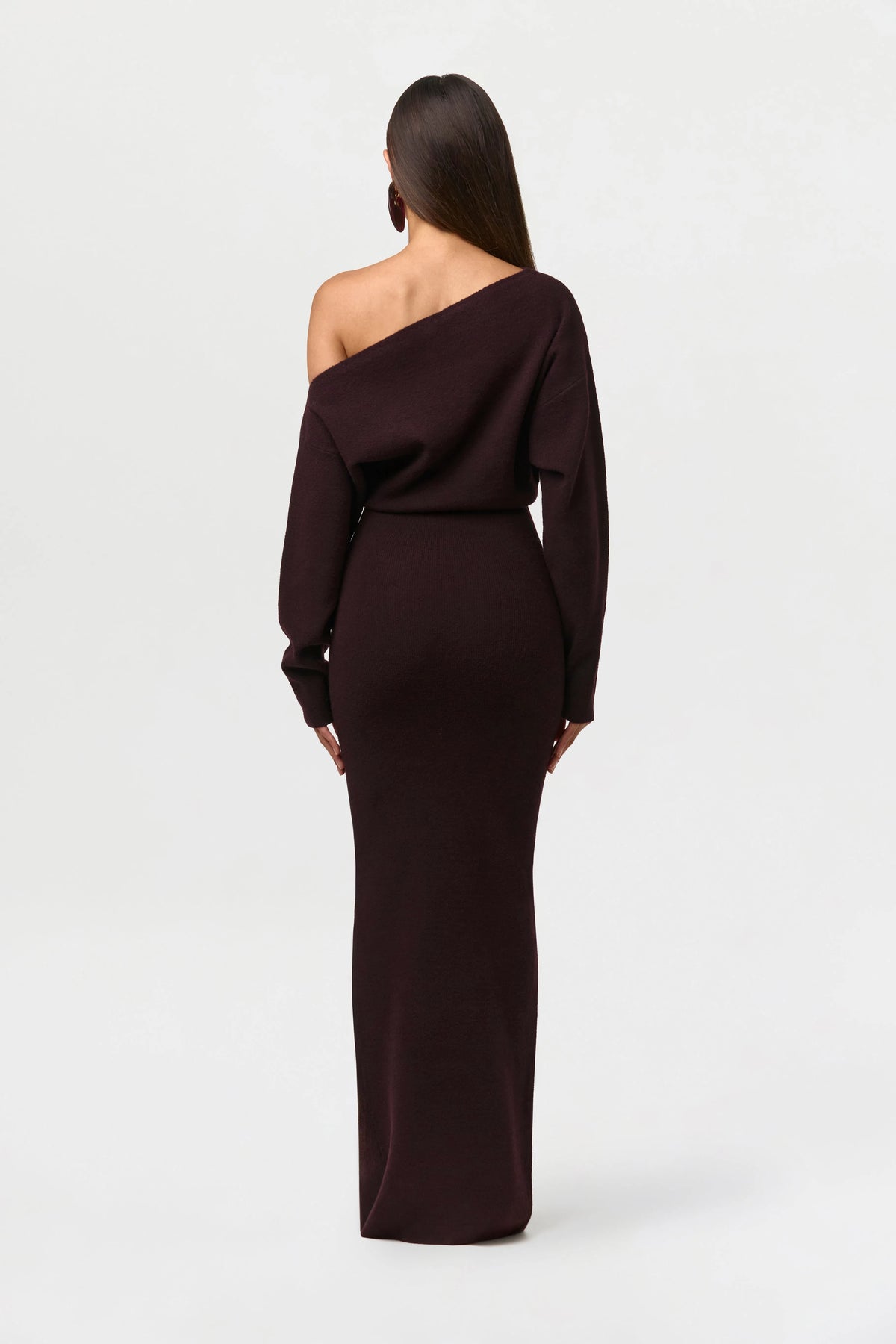 Women's Elegant Knit Maxi Dress with Off-Shoulder Neckline