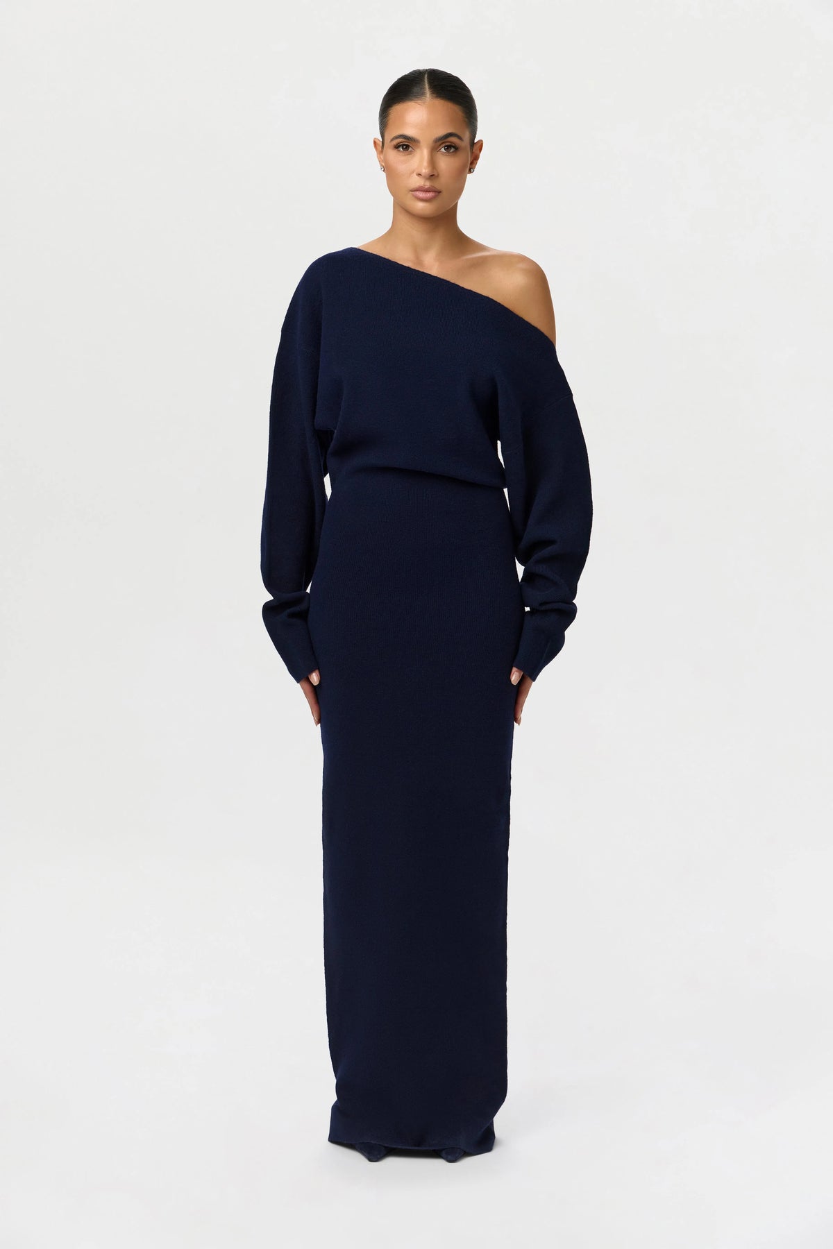 Women's Elegant Knit Maxi Dress with Off-Shoulder Neckline
