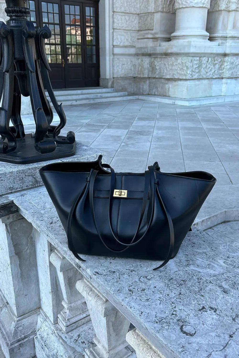 Women's Everyday Leather Tote Bag with Front Closure