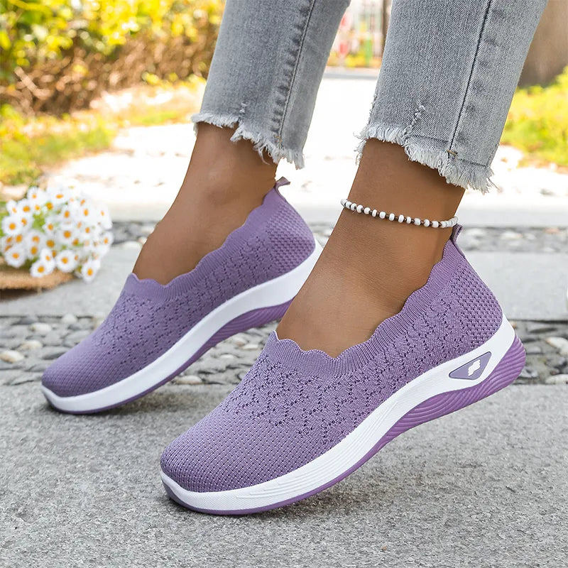 Women's Lightweight Breathable Walking Shoes with Cushioned Insole