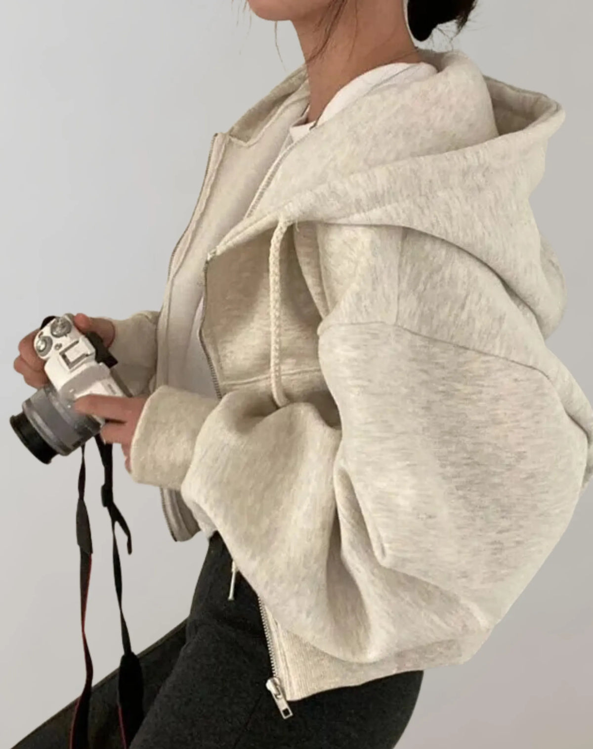Women's Loose Zip-Up Hoodie with Drawstring Hood