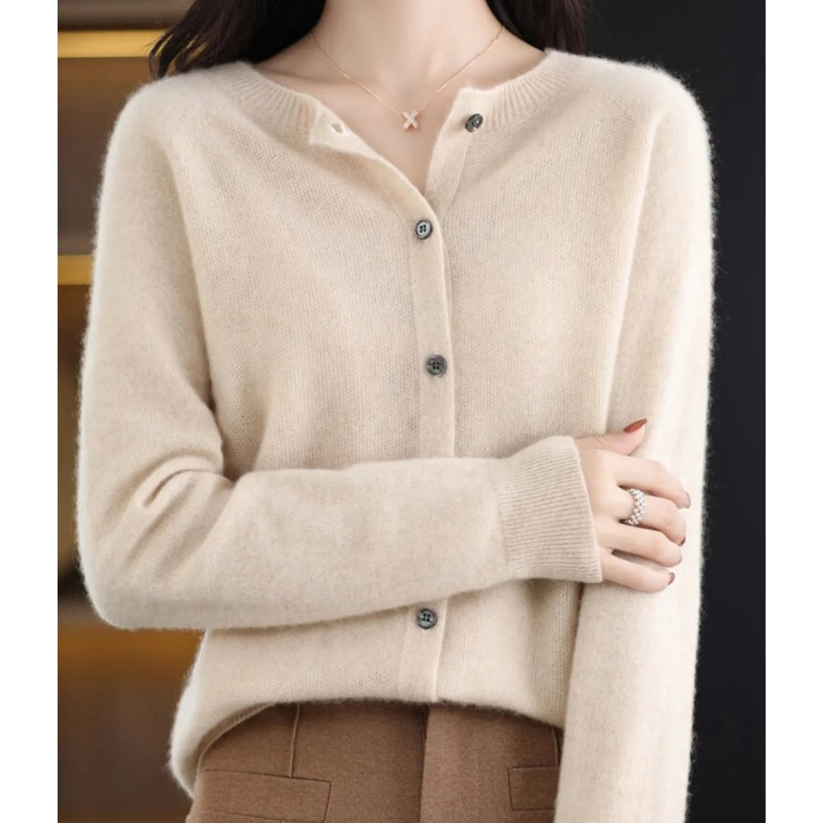 Women's Merino Wool and Cashmere Cardigan with Button Front