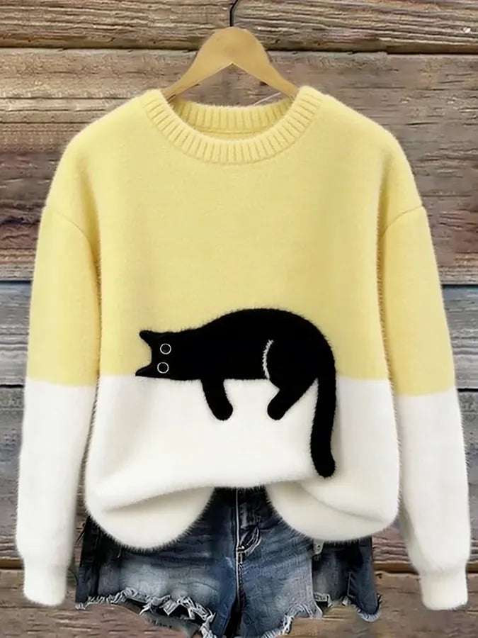 Women's Oversized Cat Graphic Sweatshirt