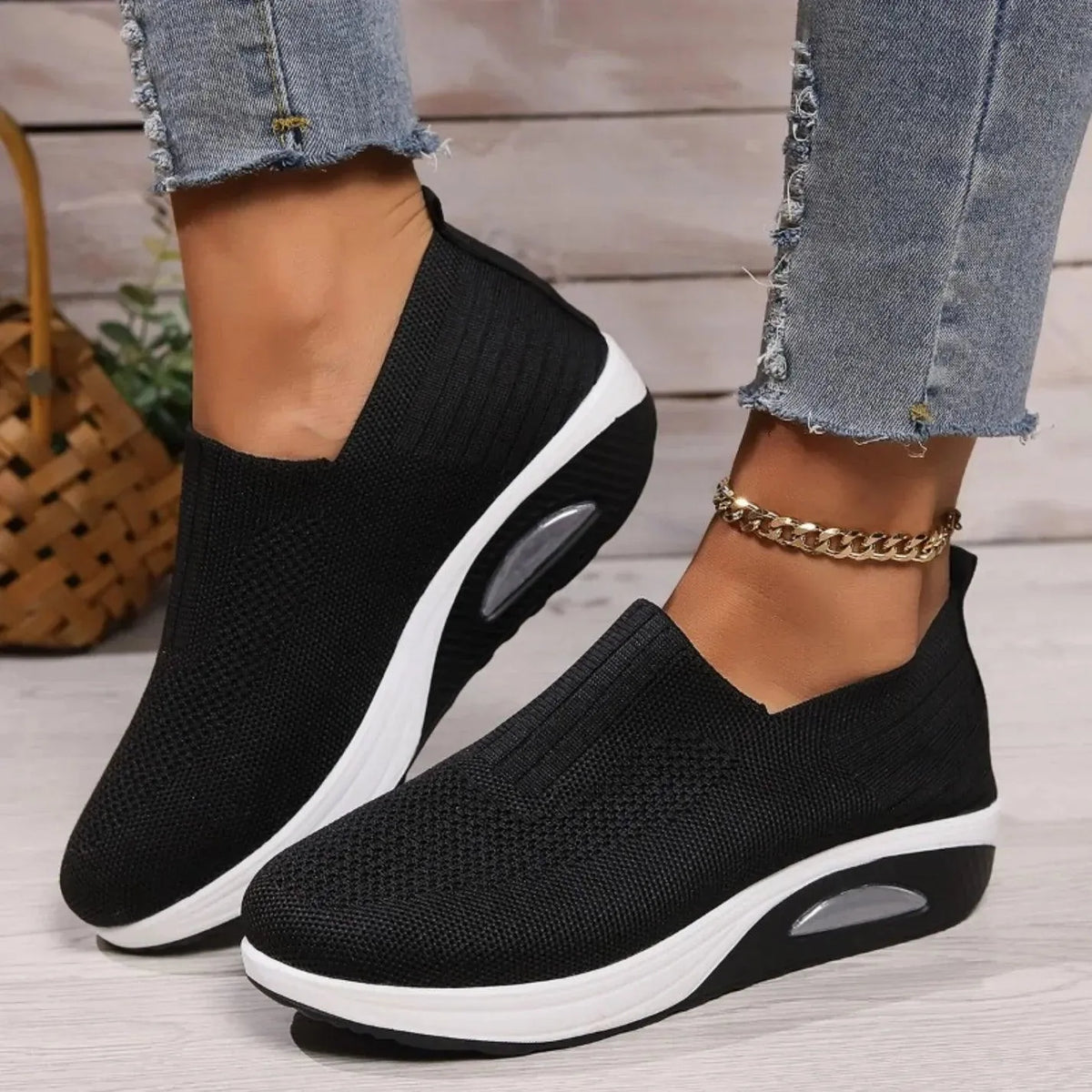 Women's Slip-On Breathable Lightweight Sneakers