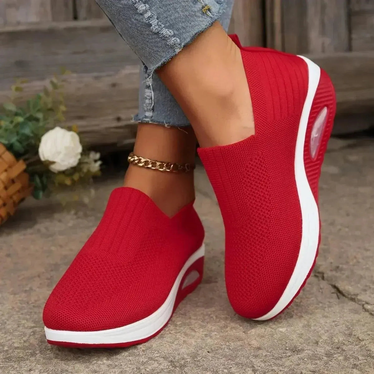 Women's Slip-On Breathable Lightweight Sneakers