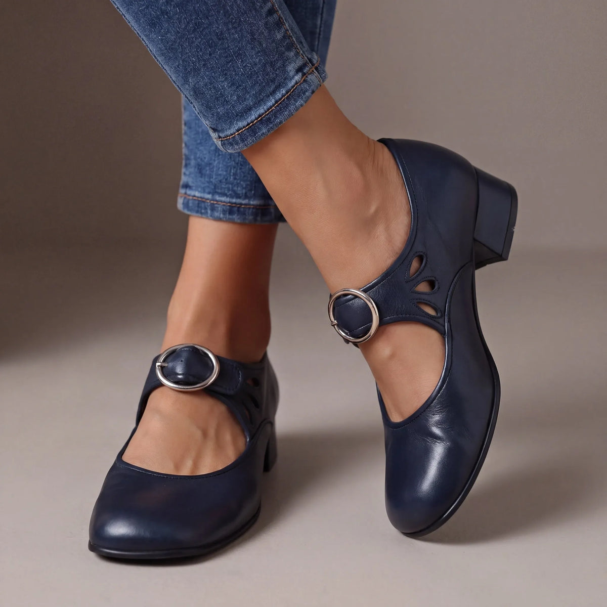 Women's Strappy Buckle Block Heels with Padded Insole