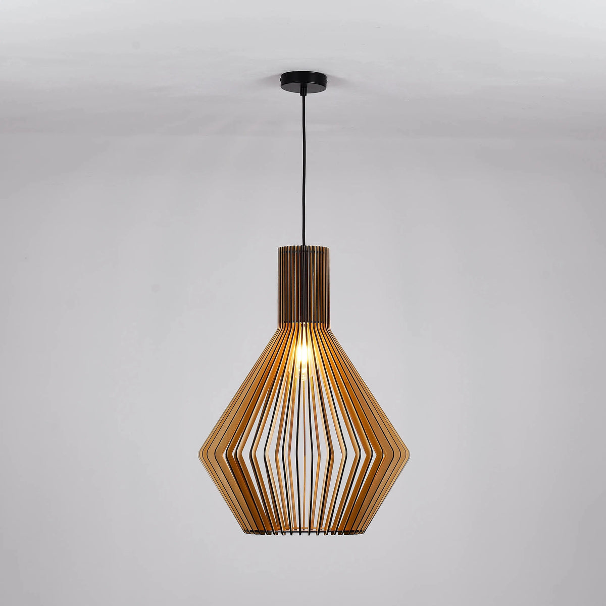 Wooden Pendant Light with Easy Assembly