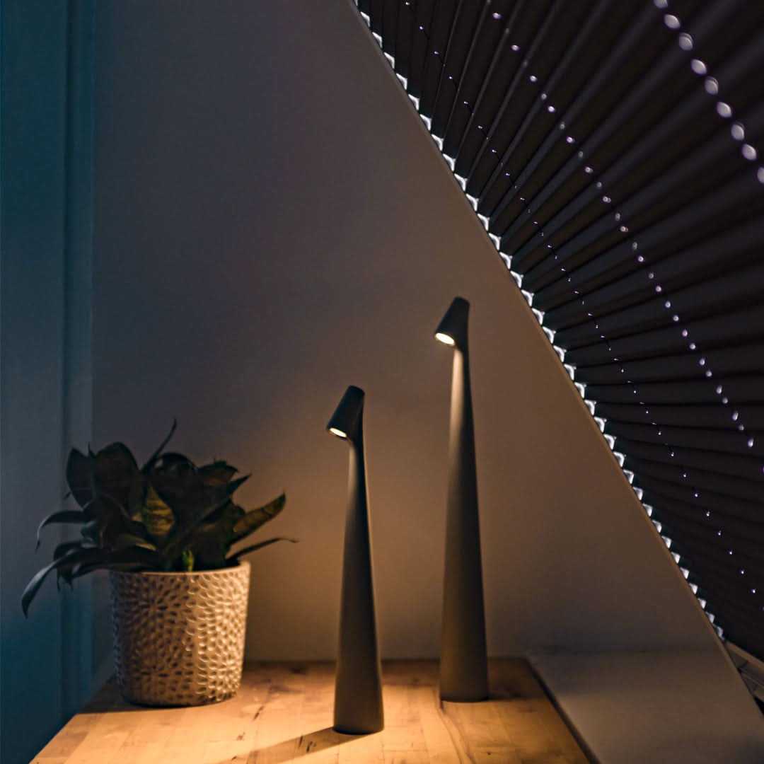 Slenderis - Moderne kabellose Tischlampe