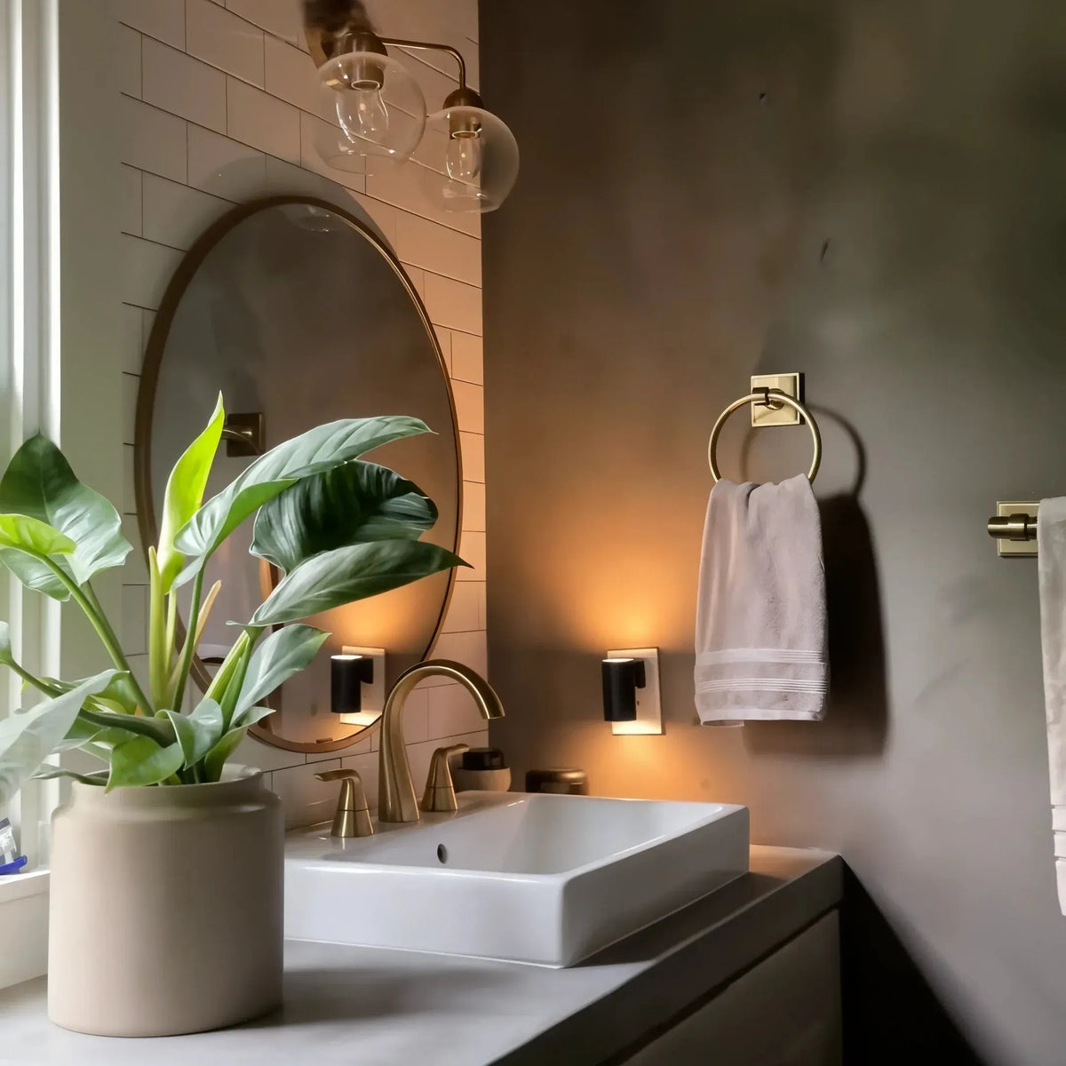 Bauhaus Dimmable LED Night Light with Sensor