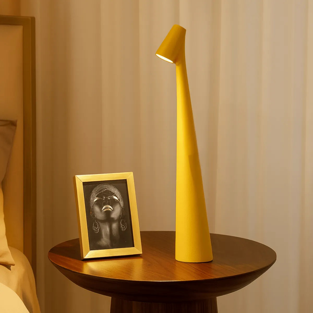 Cordless Table Lamp with Dimmable LED