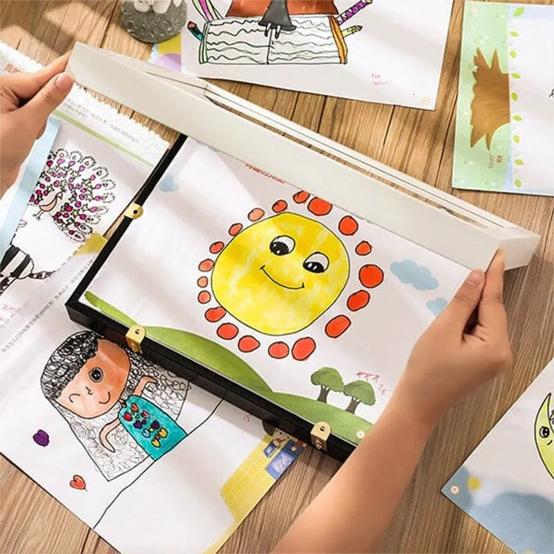 Kids' Artwork Frame with Hinged Opening for A4 Drawings