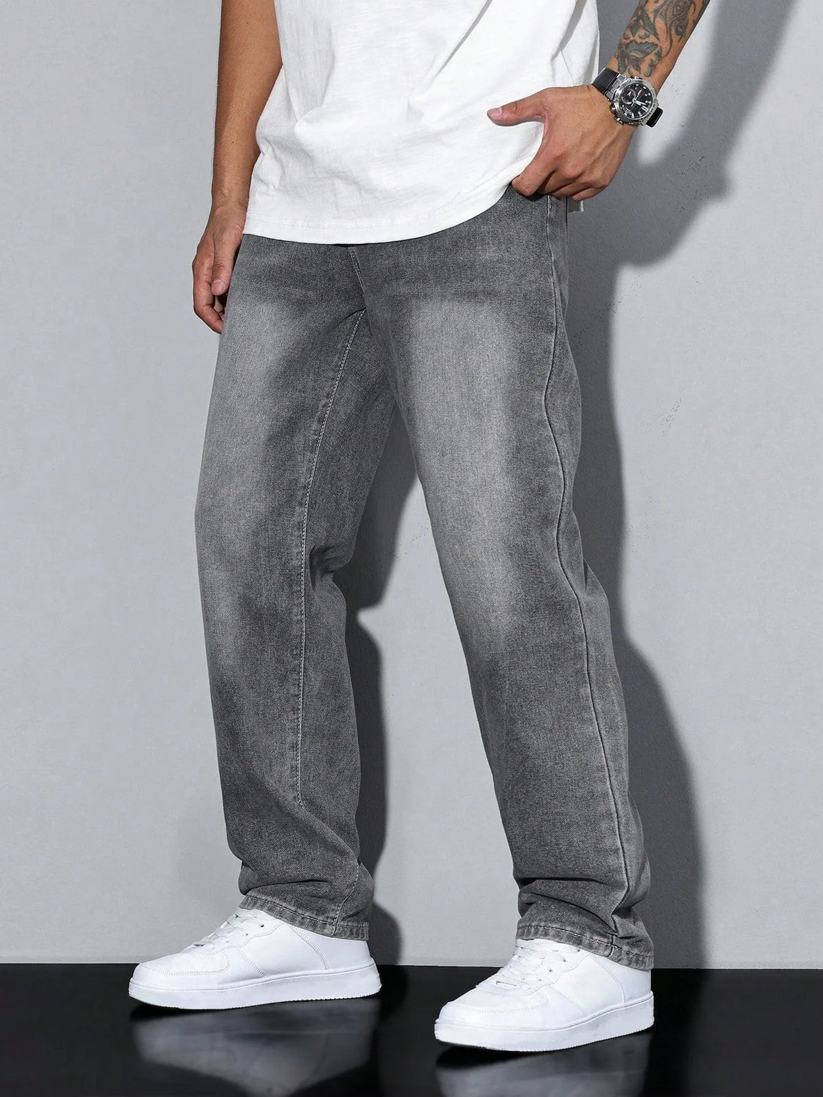 Men's Baggy Jeans with Loose Fit and Pockets