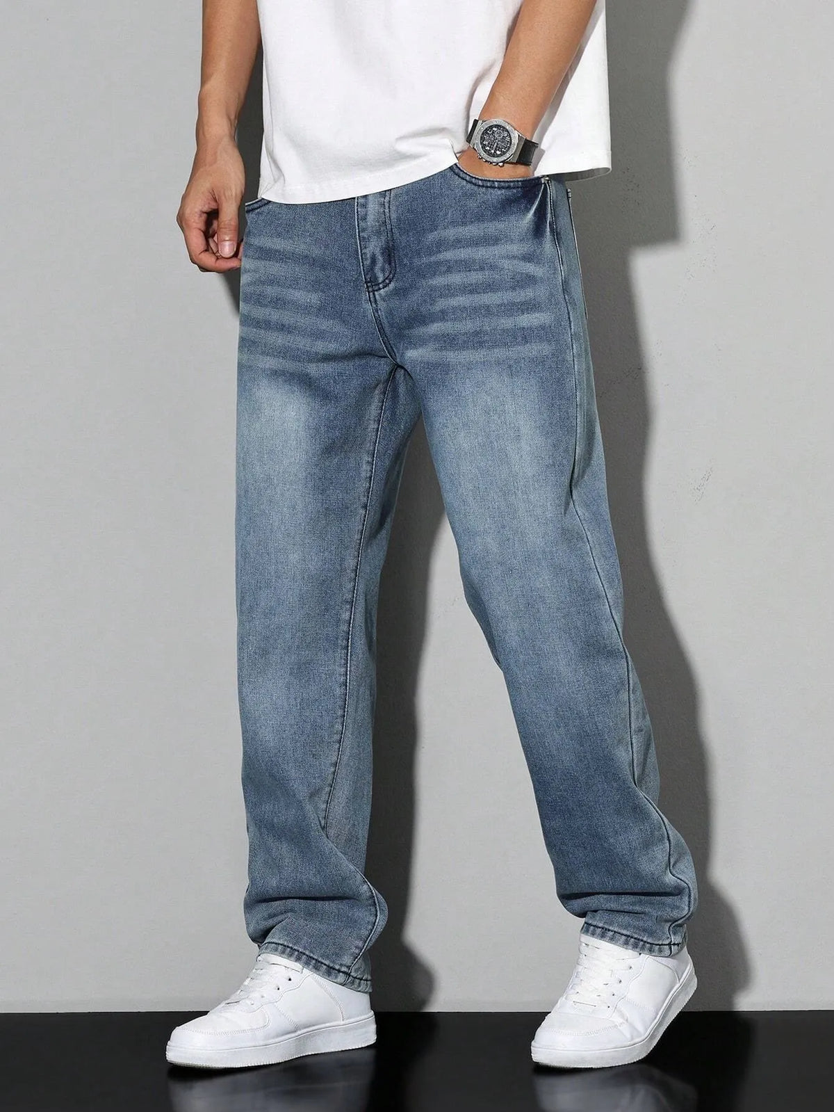 Men's Baggy Jeans with Loose Fit and Pockets