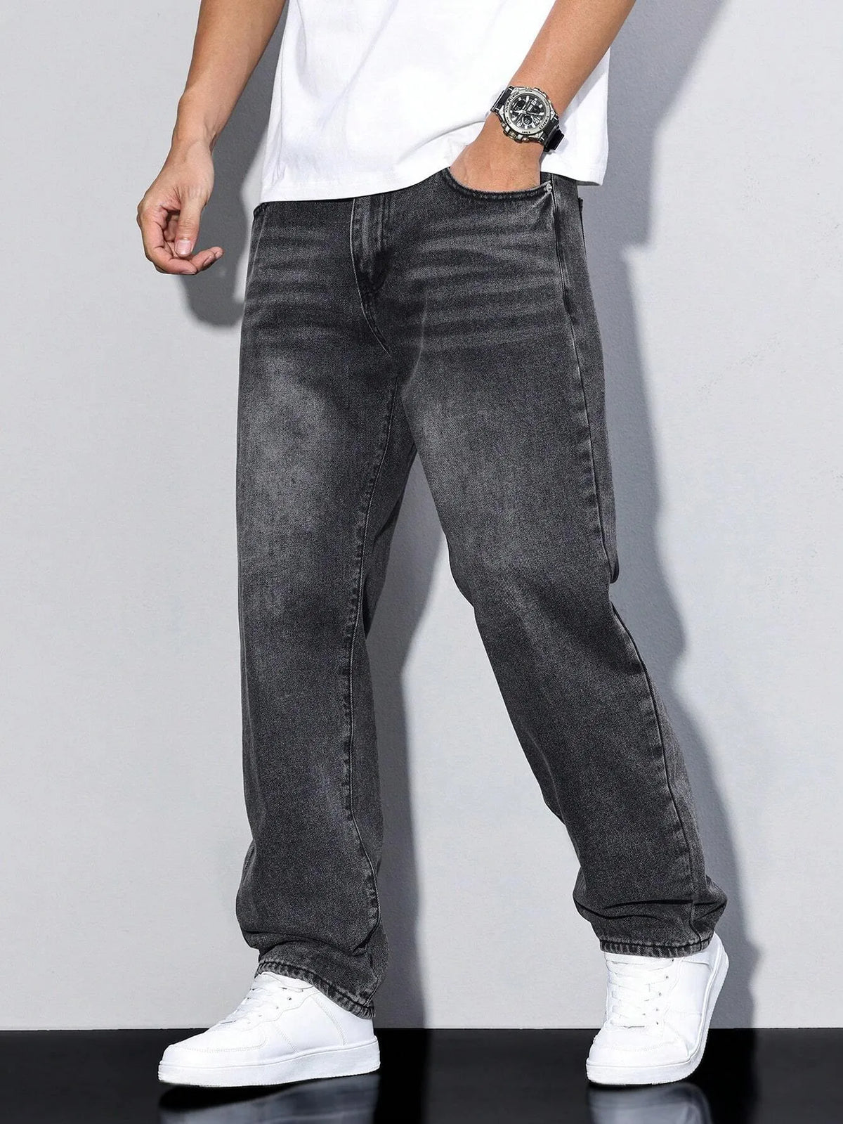 Men's Baggy Jeans with Loose Fit and Pockets