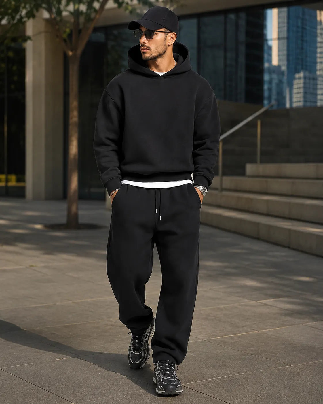 Men's Hoodie and Sweatpants Set with Relaxed Fit