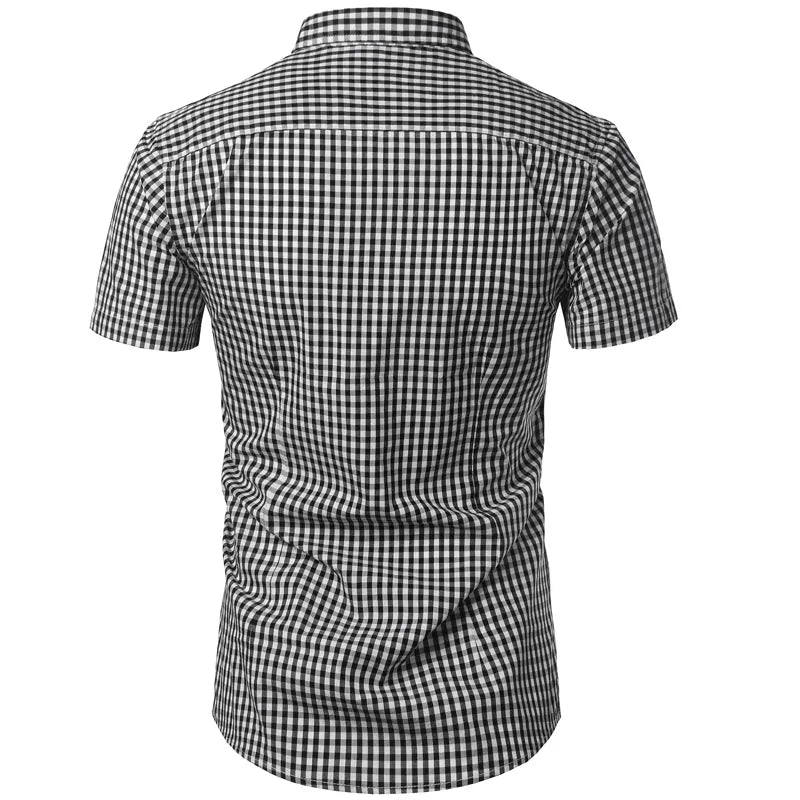 Men's Short-Sleeve Plaid Button-Down Shirt