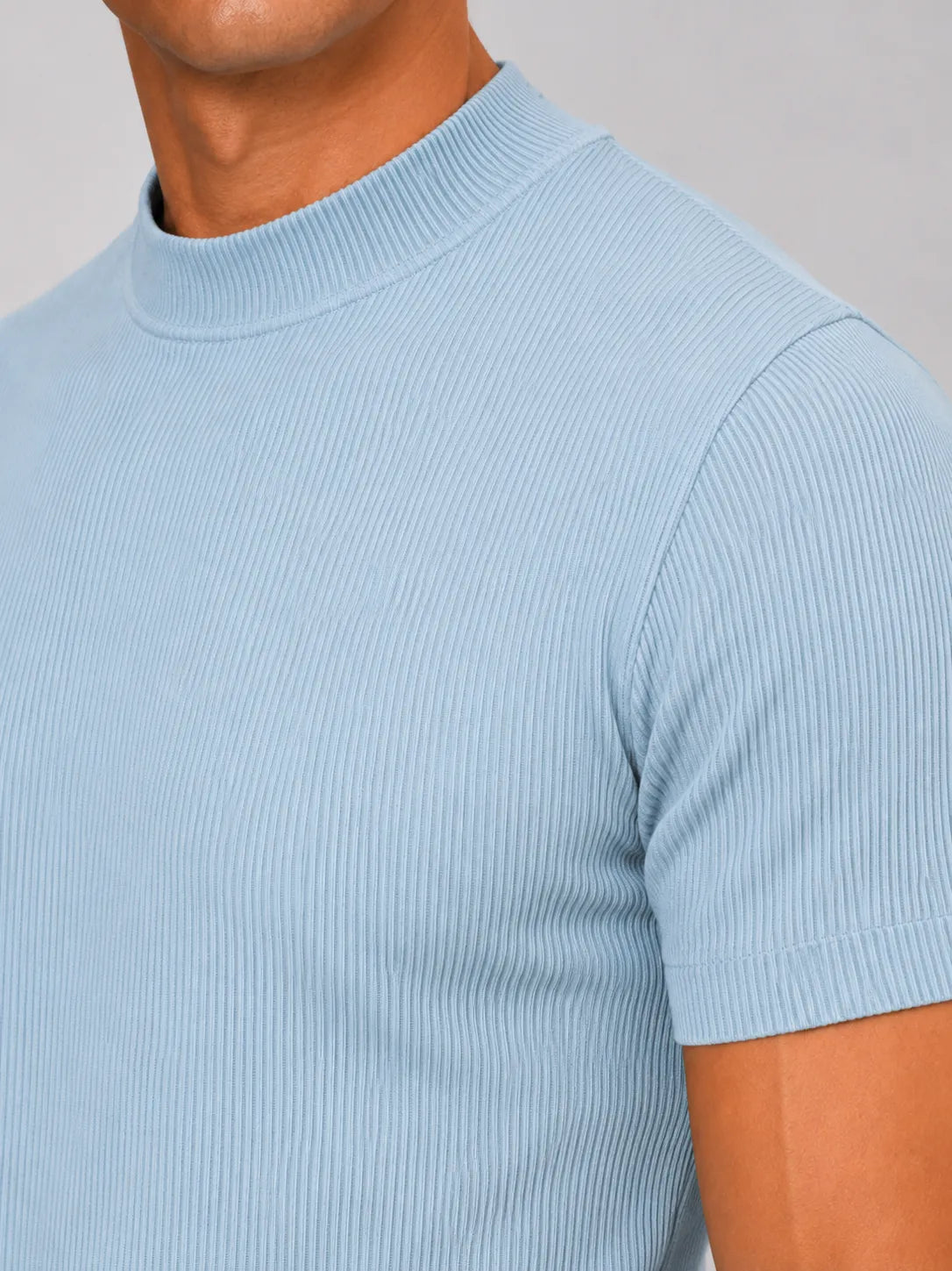 Men's Slim Fit Ribbed Mock Neck T-Shirt