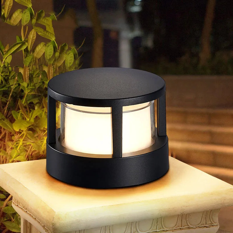 Modern LED Outdoor Garden Wall Light with Weatherproof Housing
